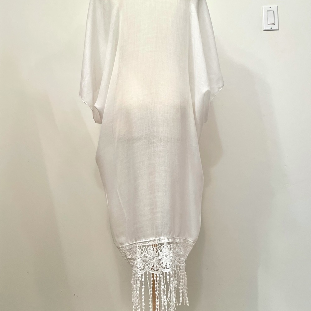 Stunning Beach Coverup - Picture 9 of 12